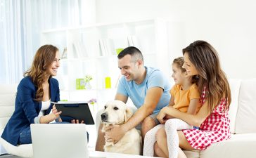 What Does a Life Insurance Broker Do?